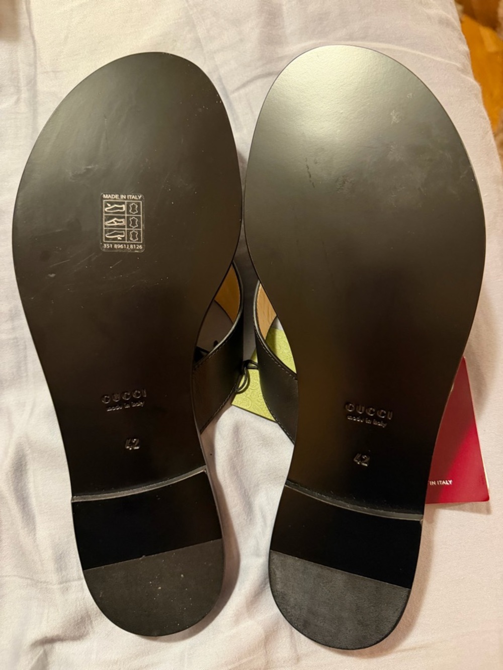 Gucci Black Leather Sandals with Gold Double-G Accent - Picture 2 of 2
